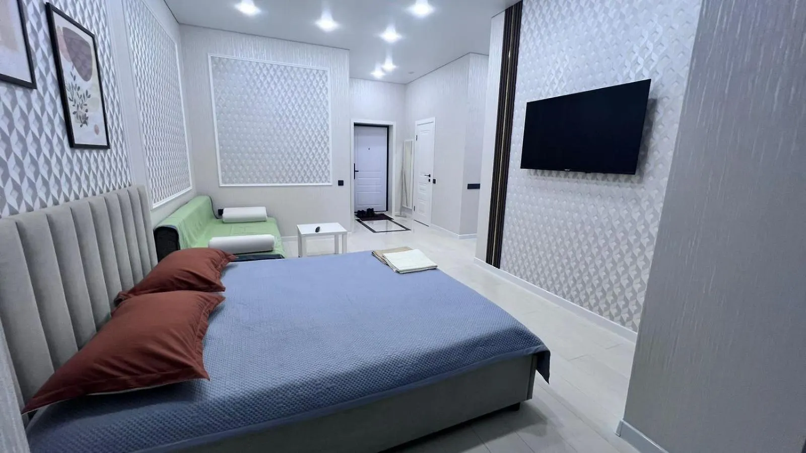 Apartment Комфорт Сити Almaty
